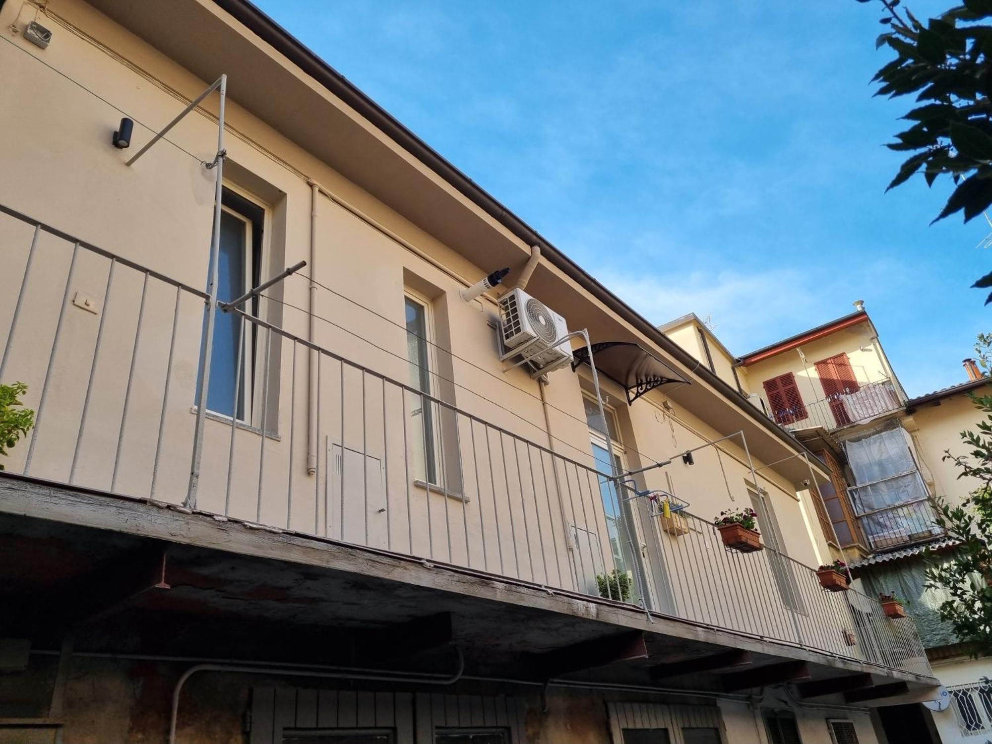 Ca Fiamma 1 Apartment กาซาเล มอนแฟร์ราโต ภายนอก รูปภาพ